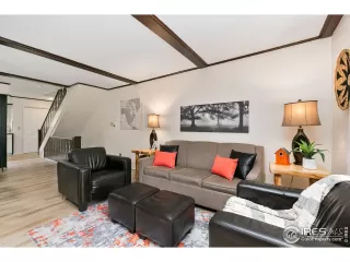 Photo #5: 1050592 Listing 