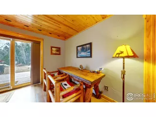 Photo #6: 1050608 Listing