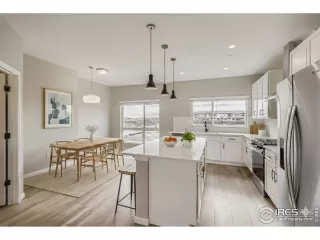 Photo #6: 1050664 Listing