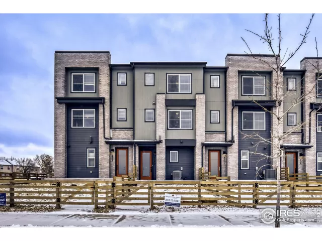 MLS: 1050671 Condo For Sale