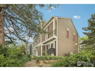 Photo #2: 1050695 Listing