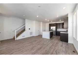 Photo #4: 1508297 Listing