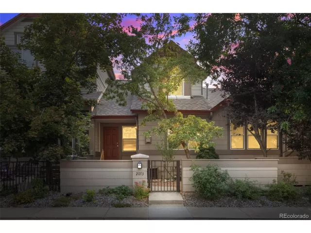 MLS: 1511075 Condo For Sale