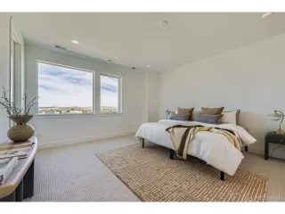 Photo #1: 1520315 Listing