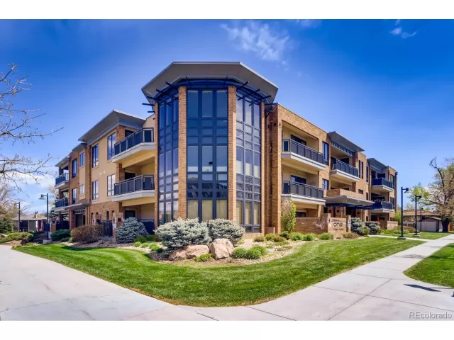 MLS: 1521096 Condo For Sale