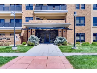 Photo #2: 1521096 Listing