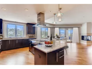 Photo #3: 1521096 Listing