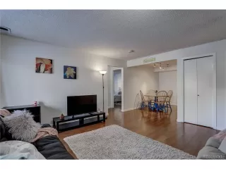 Photo #4: 1522297 Listing