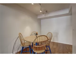 Photo #6: 1522297 Listing