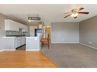 Photo #4: 1526582 Listing 