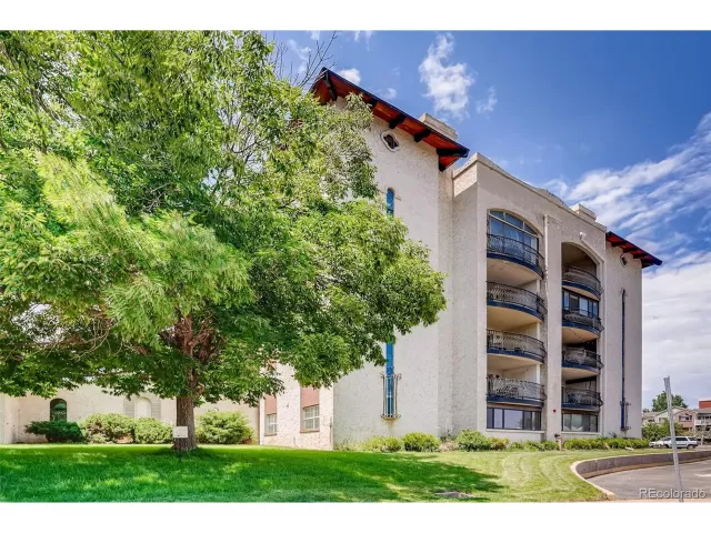 MLS: 1544928 Condo For Sale