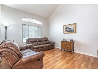 Photo #6: 1557276 Listing