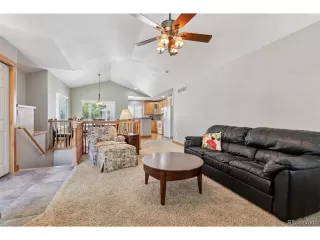 Photo #6: 1564004 Listing