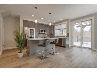 Photo #4: 1569826 Listing