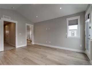 Photo #6: 1569826 Listing