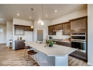 Photo #2: 1576593 Listing