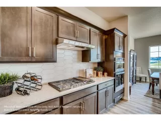Photo #4: 1576593 Listing