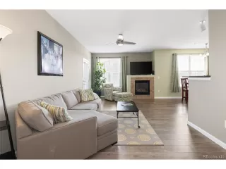 Photo #4: 1586806 Listing