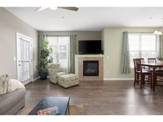 Photo #5: 1586806 Listing