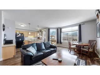 Photo #5: 1594204 Listing 