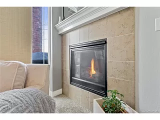 Photo #5: 1609991 Listing