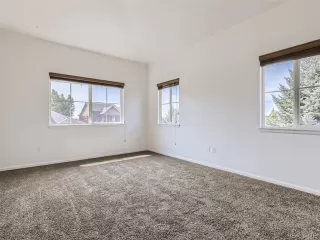 Photo #4: 1611060 Listing