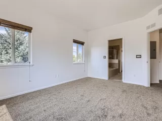 Photo #6: 1611060 Listing