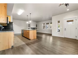 Photo #5: 1611450 Listing