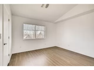 Photo #5: 1613278 Listing