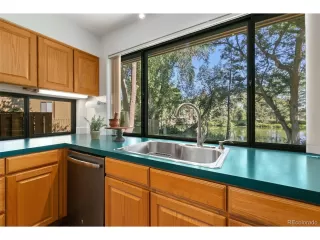 Photo #6: 1613799 Listing