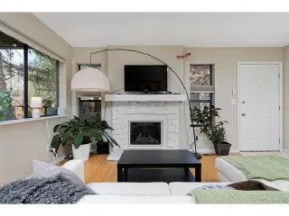 Photo #5: 1634052 Listing 