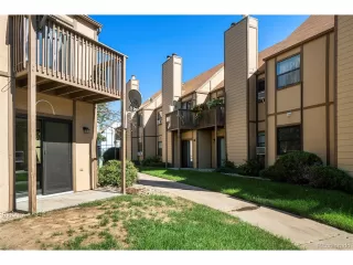 Photo #5: 1658825 Listing