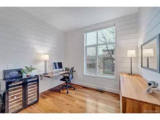 Photo #5: 1660851 Listing