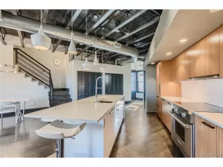 Photo #6: 1666303 Listing