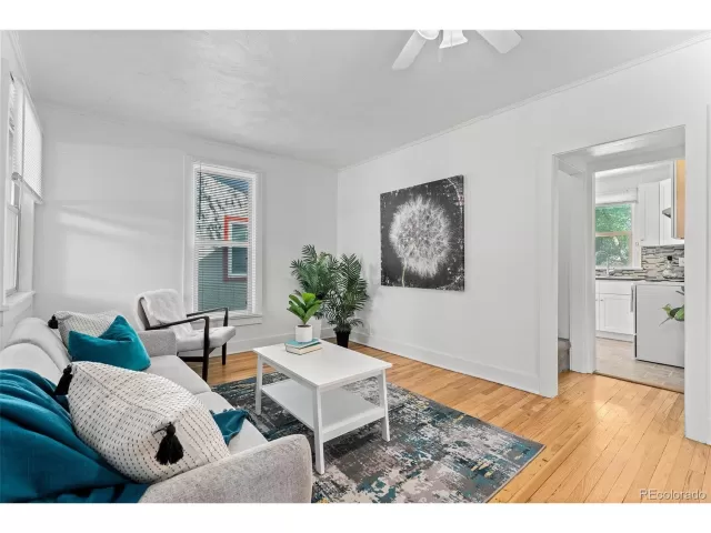 MLS: 1667917 Condo For Sale