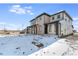 Photo #2: 1686745 Listing