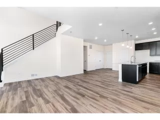 Photo #6: 1686745 Listing