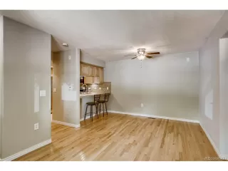 Photo #4: 1700736 Listing