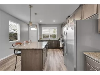 Photo #5: 1703096 Listing