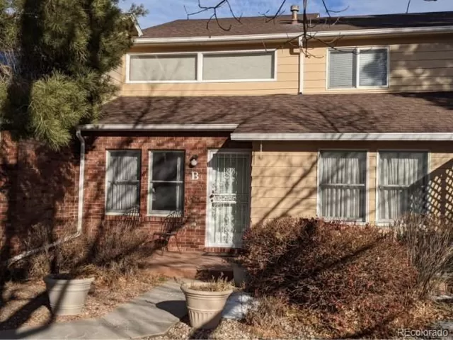 MLS: 1705528 Condo For Sale