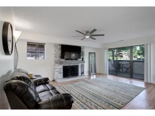 Photo #3: 1705811 Listing