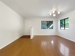 Photo #4: 1708311 Listing