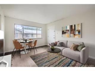 Photo #3: 1710460 Listing 