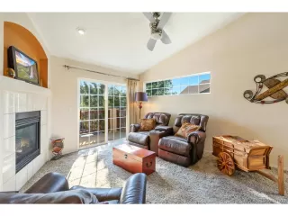 Photo #3: 1718231 Listing