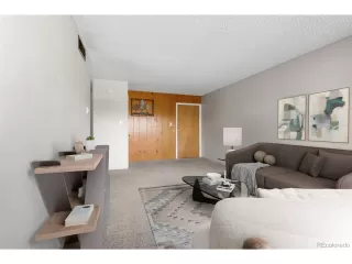 Photo #6: 1724749 Listing 