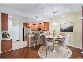 Photo #6: 1734339 Listing