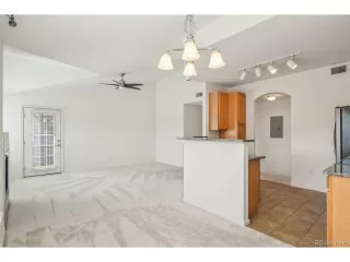 Photo #4: 1736758 Listing 