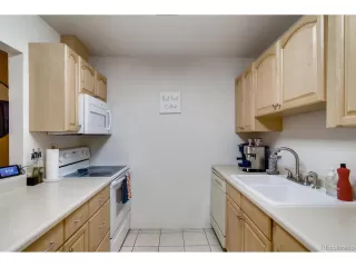 Photo #3: 1741503 Listing