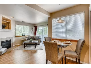 Photo #5: 1741782 Listing 