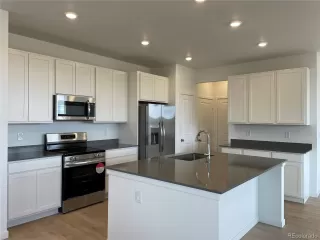 Photo #1: 1743610 Listing